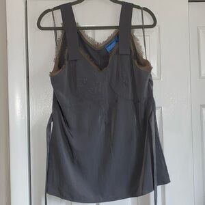 Simply Vera by Vera Wang Gray Sleeveless Top with Lace Trim